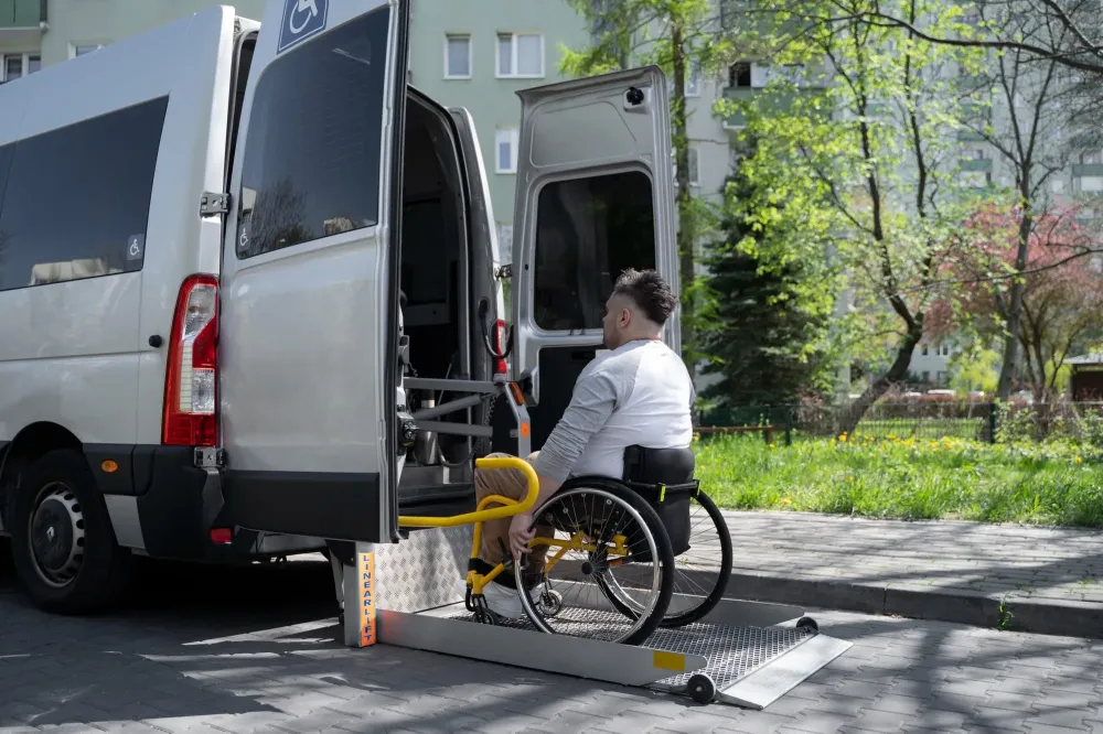 Véhicules sanitaires près de Somain